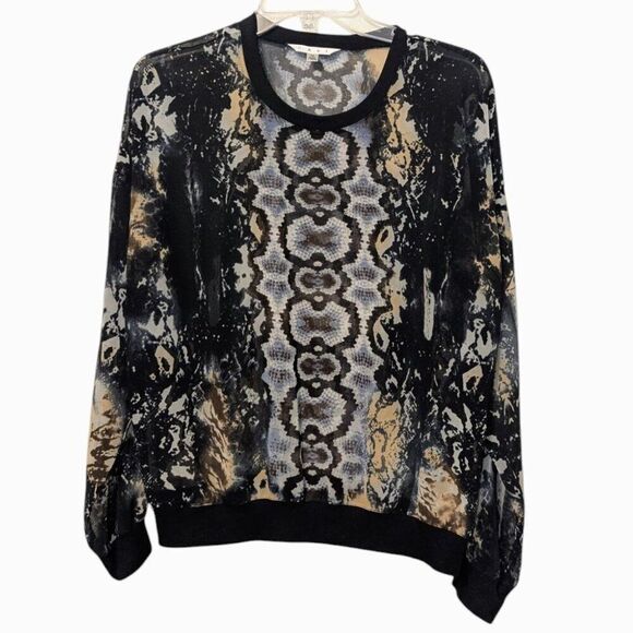 Womens Cabi #572 Dressed Up Sweatshirt Python Medium Sheer Long Sleeve Top - Picture 2 of 11